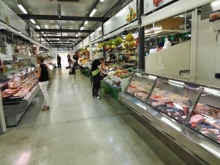 Imagen de esta mañana del mercado provisional