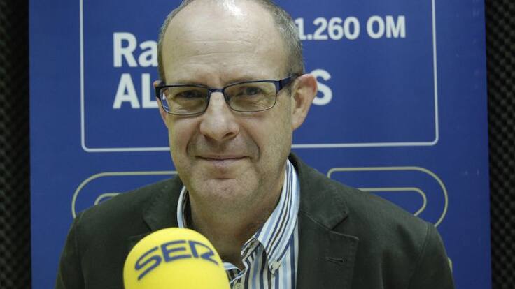 Firma Jesús Verdú, "Nuevo Gobierno, el Aquarius y la dignidad"