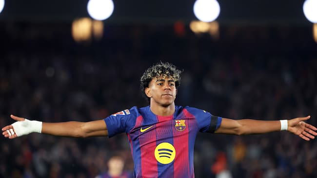 Celebración de Lamine Yamal en el Camp Nou