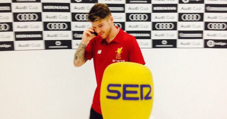 Alberto Moreno atiende a &#039;El Larguero&#039;