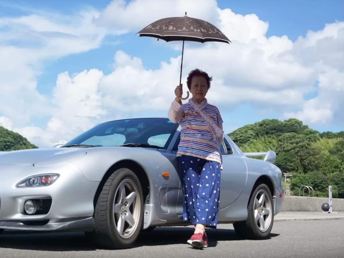 Una anciana de 80 años decide desprenderse de su coche de 25 años: no esperaba el email de la fabricante