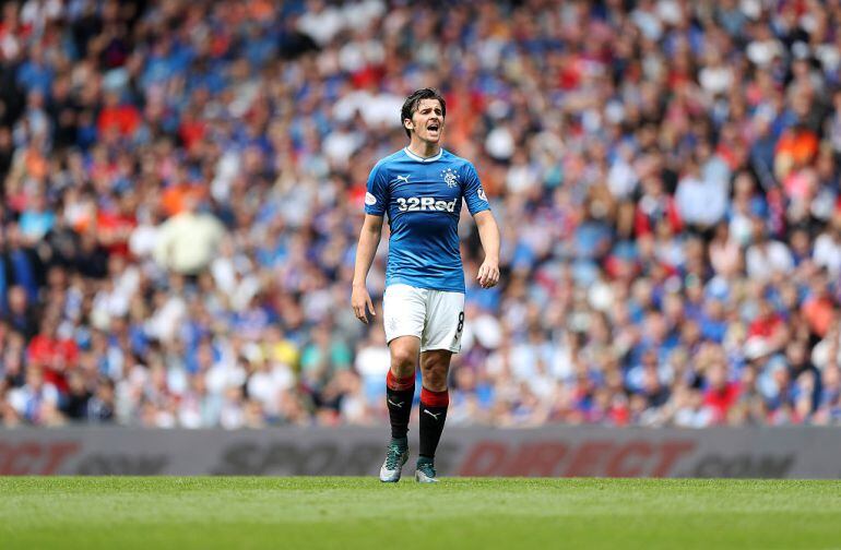 El jugador del Glasgow Rangers, Joey Barton, durante un encuentro en la liga escocesa.