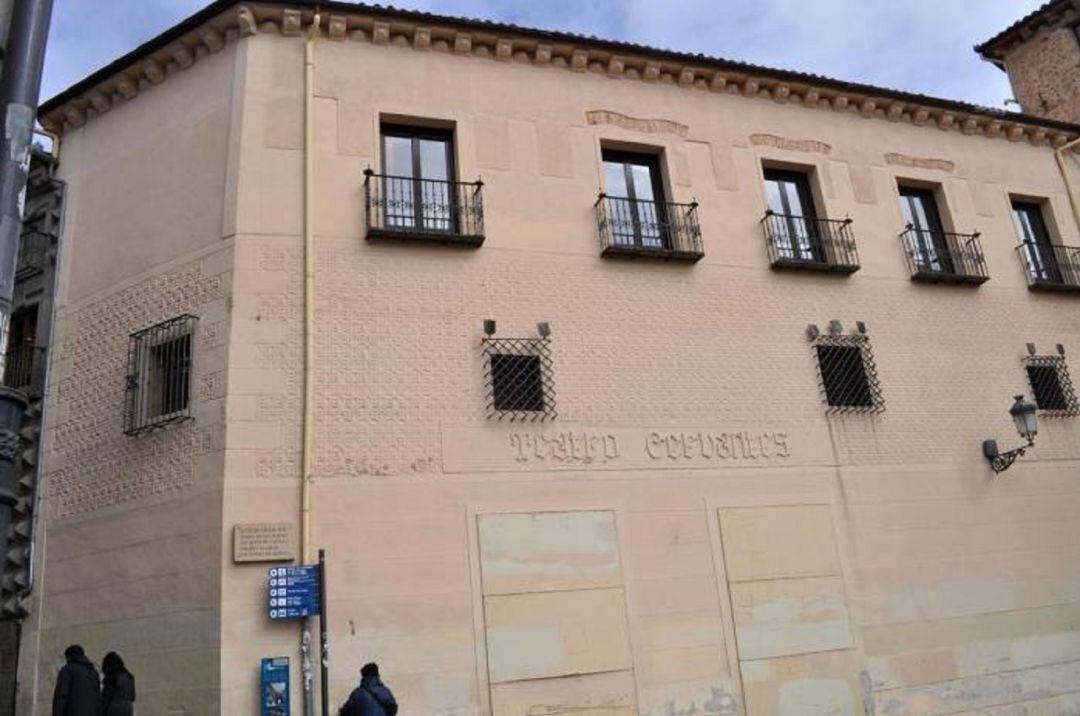 Fachada del Teatro Cervantes