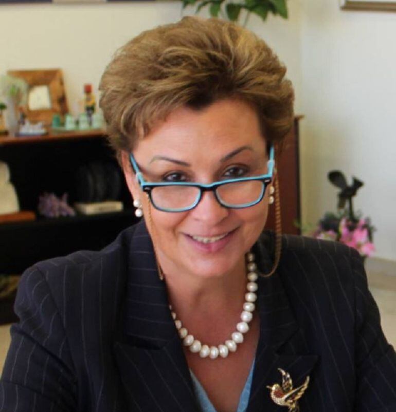 La vicerrectora de Relaciones Institucionales de la Universidad Miguel Hernández, María Teresa Pérez Vázquez