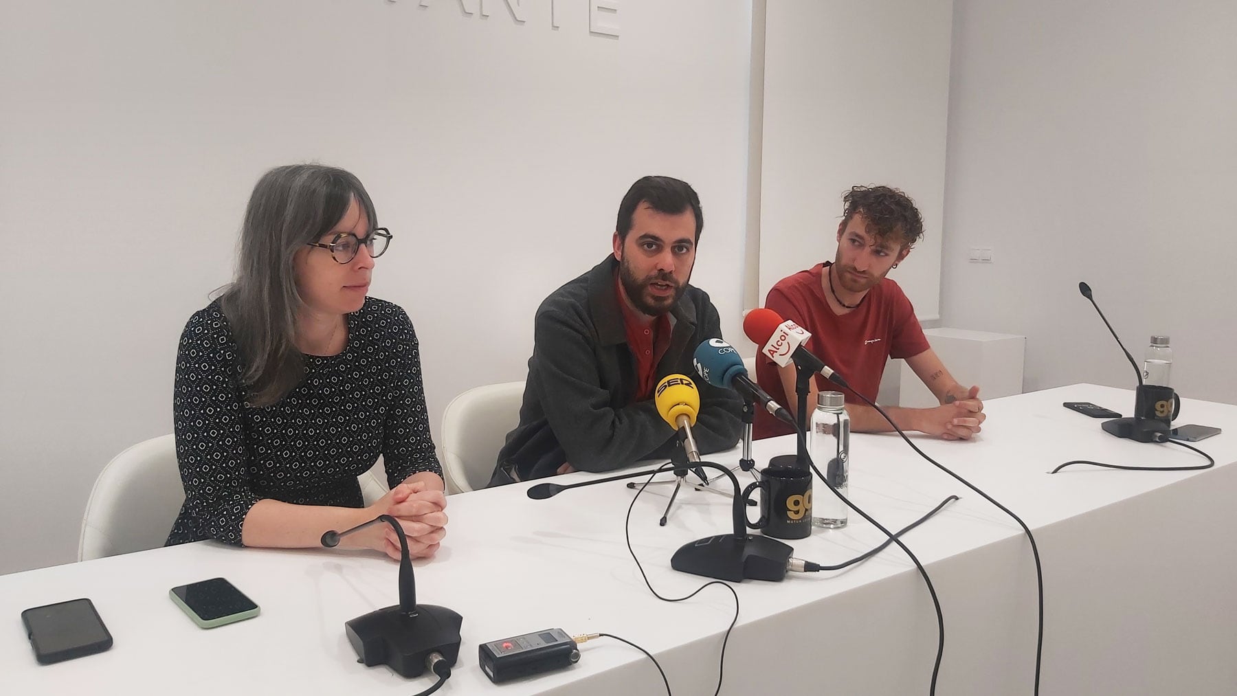 Edurne Vaello, Carles Sansalvador y Hugo Aracil, en la sede de la Fundación Mutua Levante