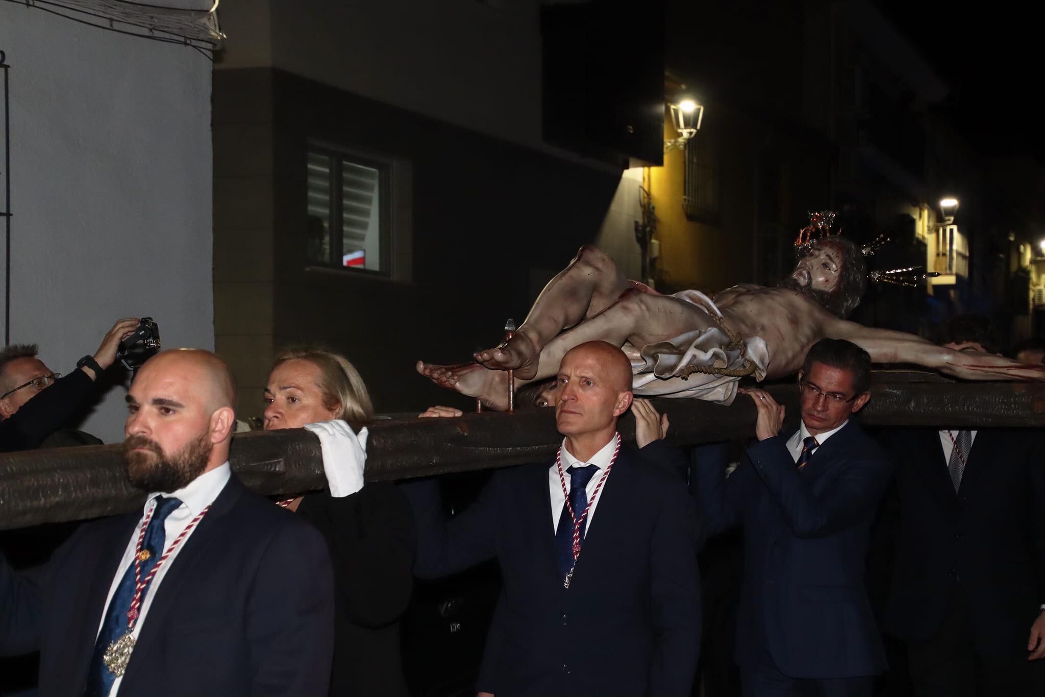 El Cristo de las Aguas de la Hermandad Sacramental de La Lanzada de Jaén capital durante un vía crucis anterior