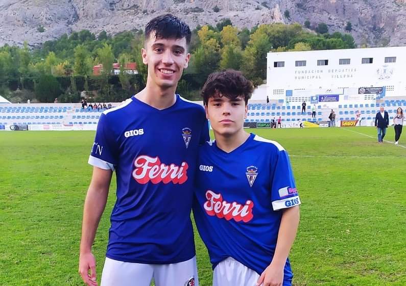 Mario y Zapa, los juveniles que debutaron con el Villena CF