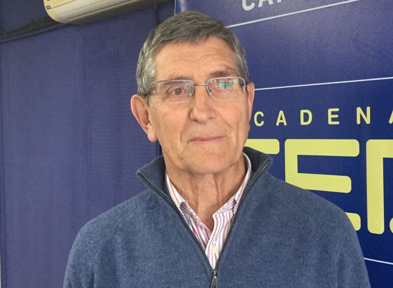 El alcalde Ángel Díaz Munío, en los estudfios de SER Castro Urdiales.