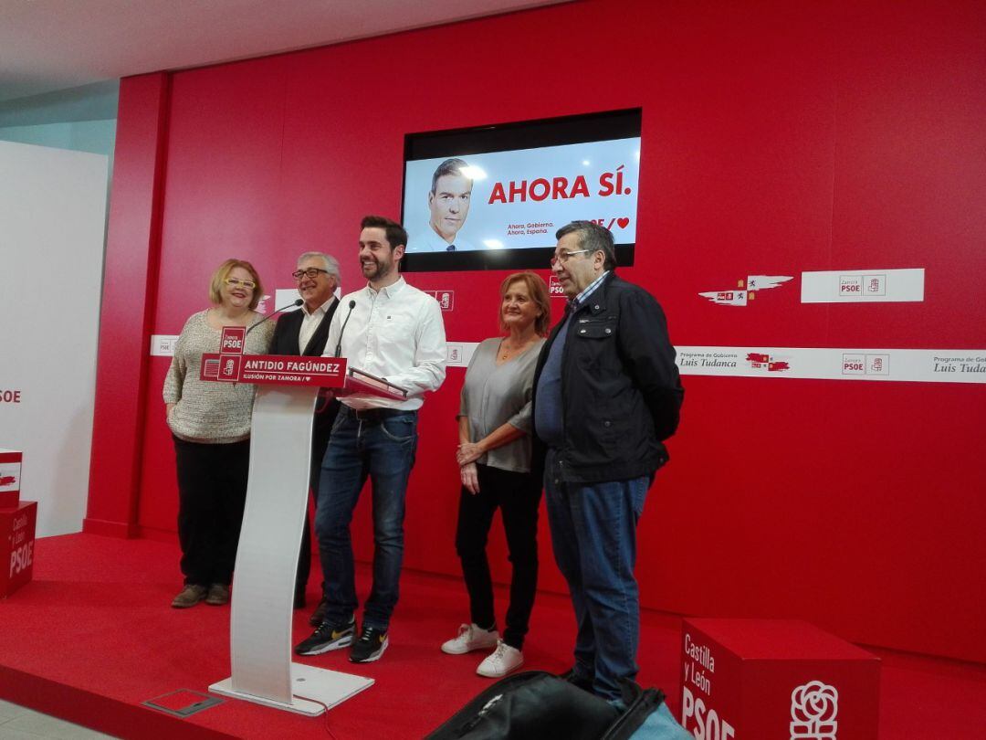 Acto de presentación de campaña de los candidatos del PSOE por Zamora al congreso y senado