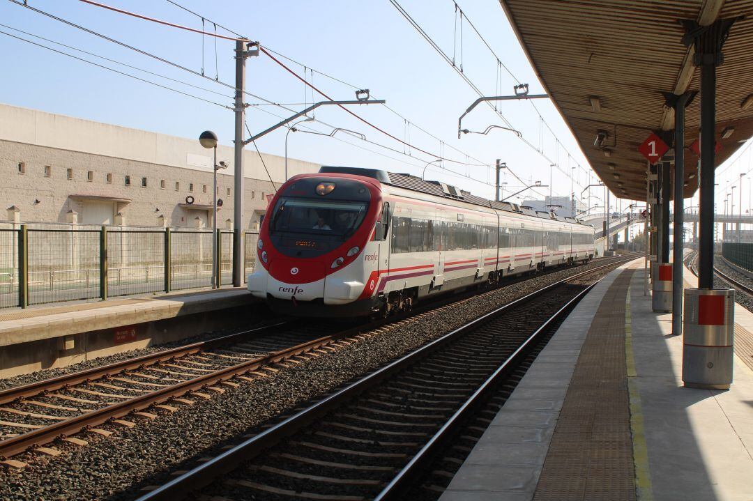 Imagen de un tren de Renfe