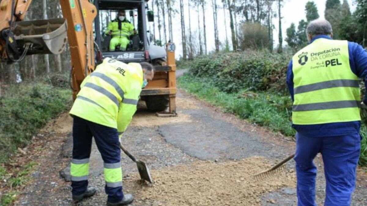 La Diputación de A Coruña entregará 6 millones a los pequeños concellos para contratar personal