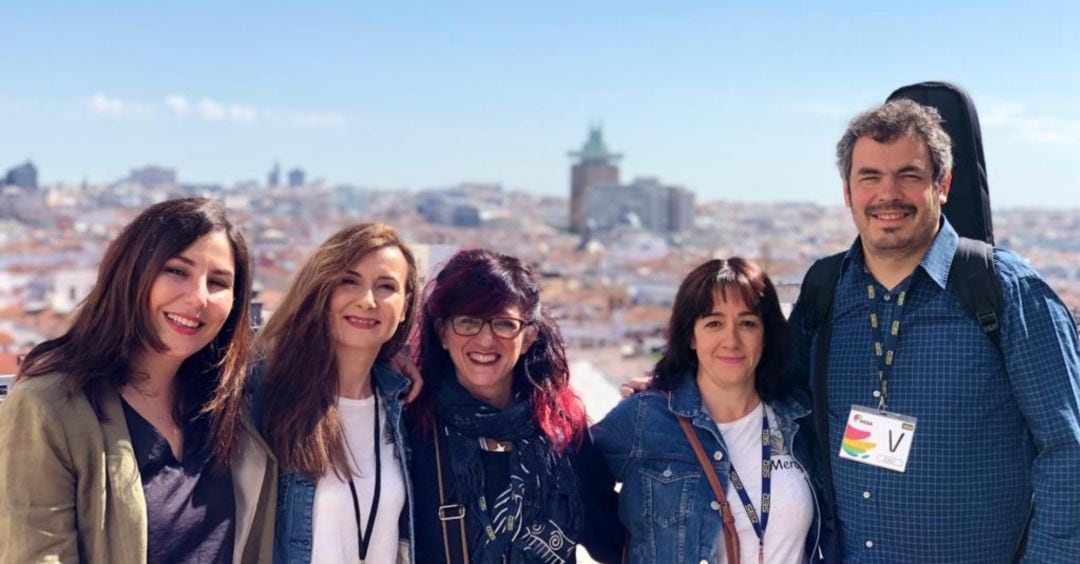 Las madres cuentistas del Pinar en la terraza de la Cadena SER