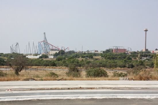 Los terrenos en donde está previsto que se construya Barcelona Wolrd, al lado de Port Aventura.