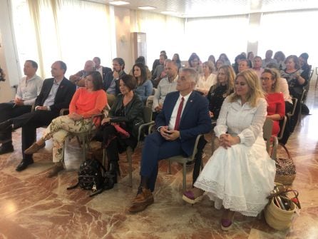 Una treintena de personas han acudido al acto