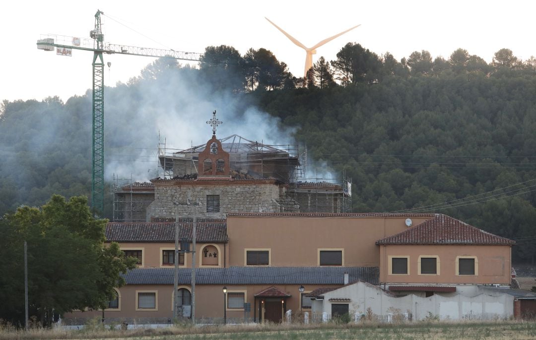 Estado en el que ha quedado el monasterio tras el incendio