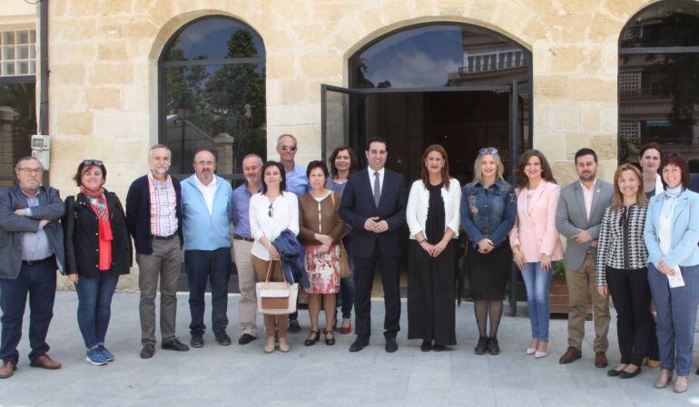 La Consejera de educación, Sonia Gaya, y el pedagogo Francesco Tonucci respaldan la “Ciudad de los niños y las niñas” en Alcalá la Real