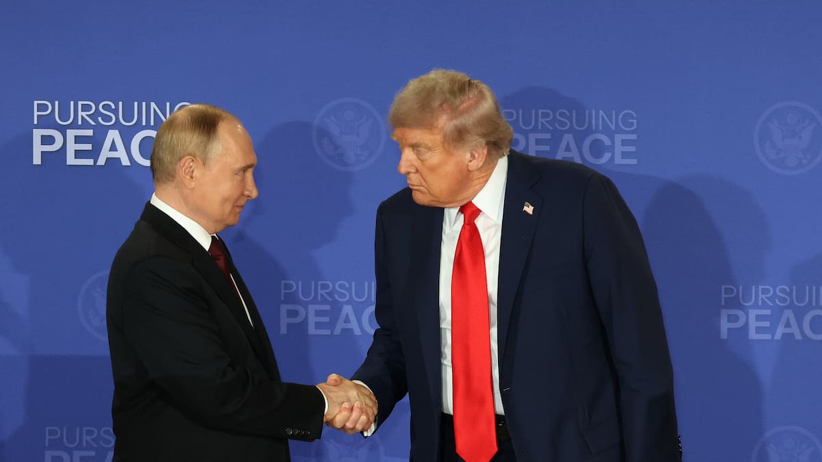 Los líderes europeos se muestran "dispuestos a colaborar" en una cumbre trilateral con Zelenski, Trump y Putin