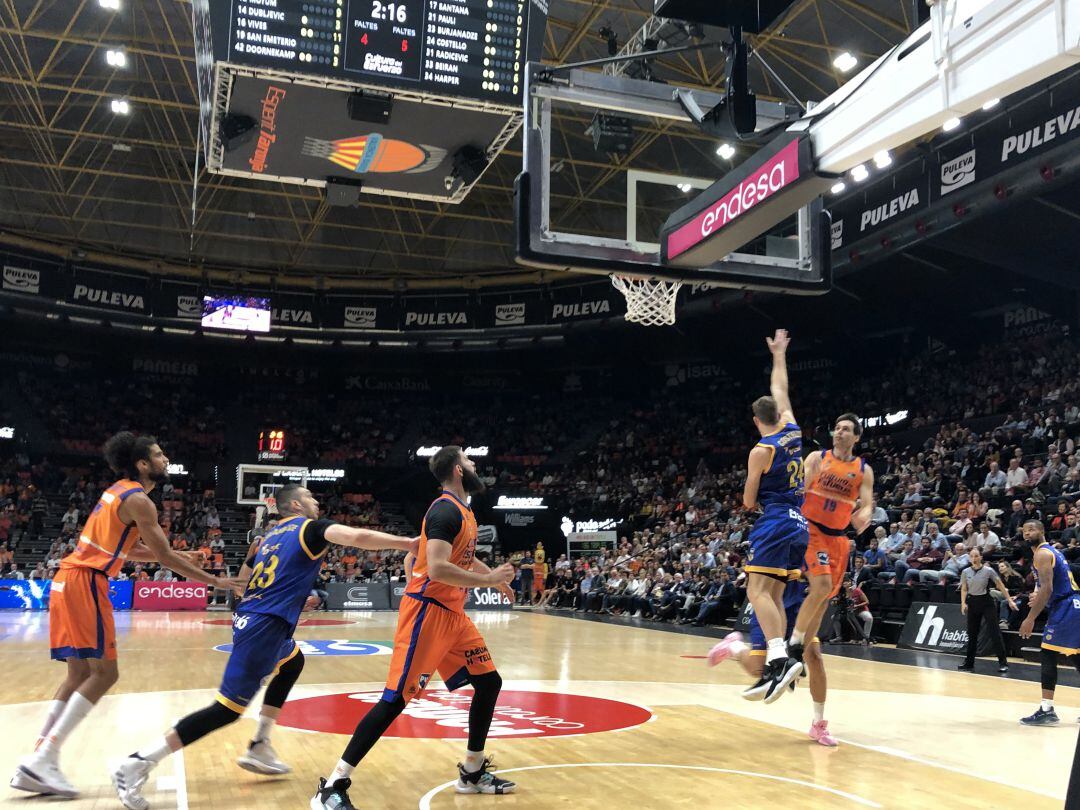 El Valencia Basket y el Herbalife Gran Canaria, en la Fonteta.