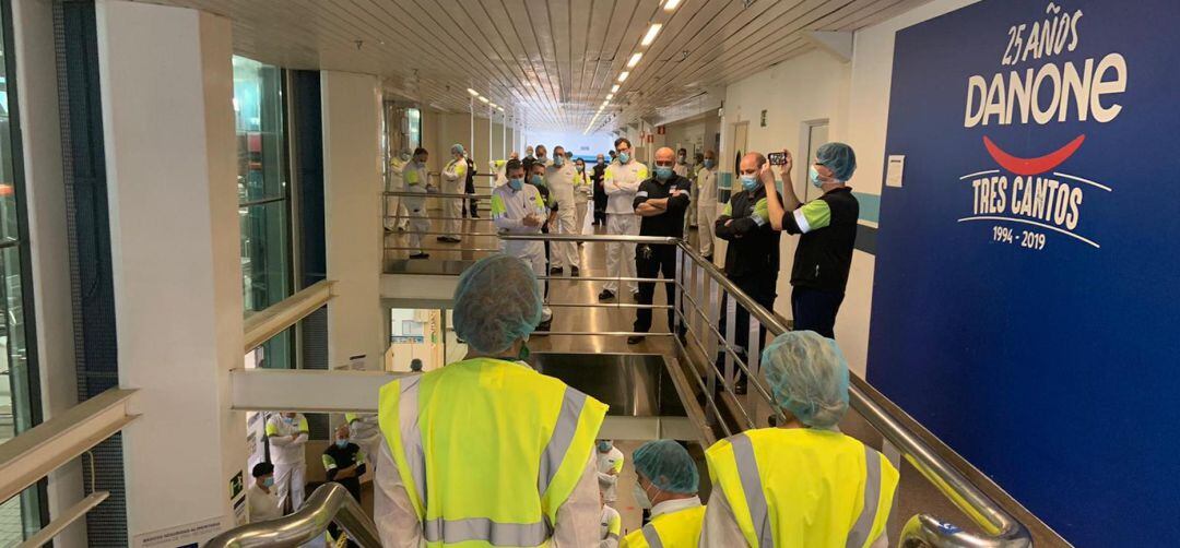 Encuentro con los trabajores y la dirección de Danone