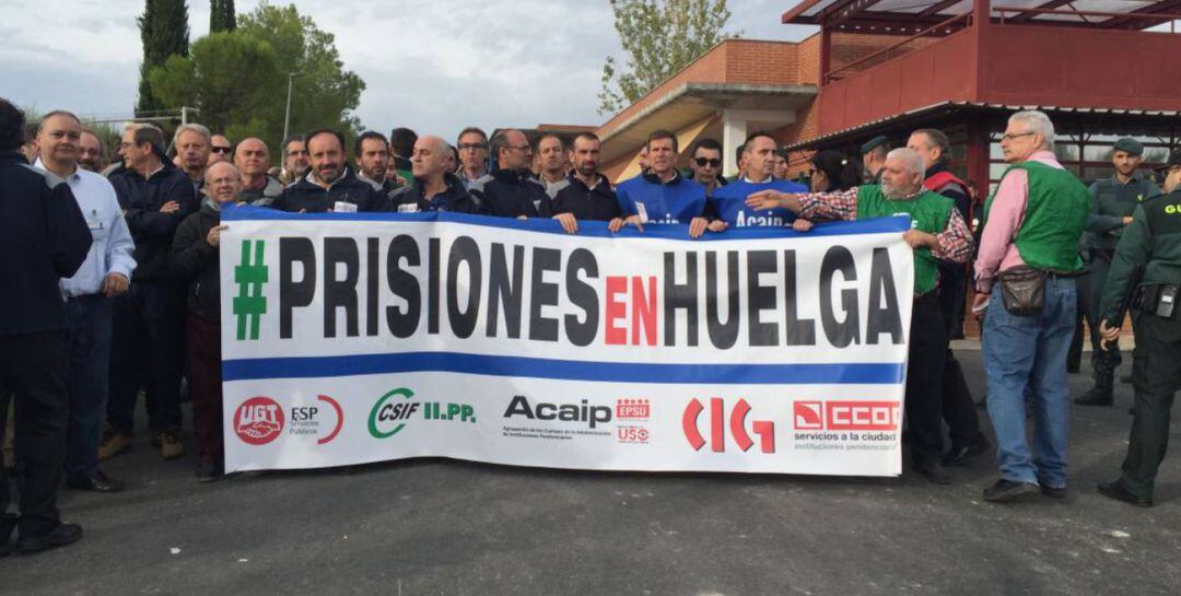 Protesta ante las puertas de la cárcel de Jaén durante el año pasado.