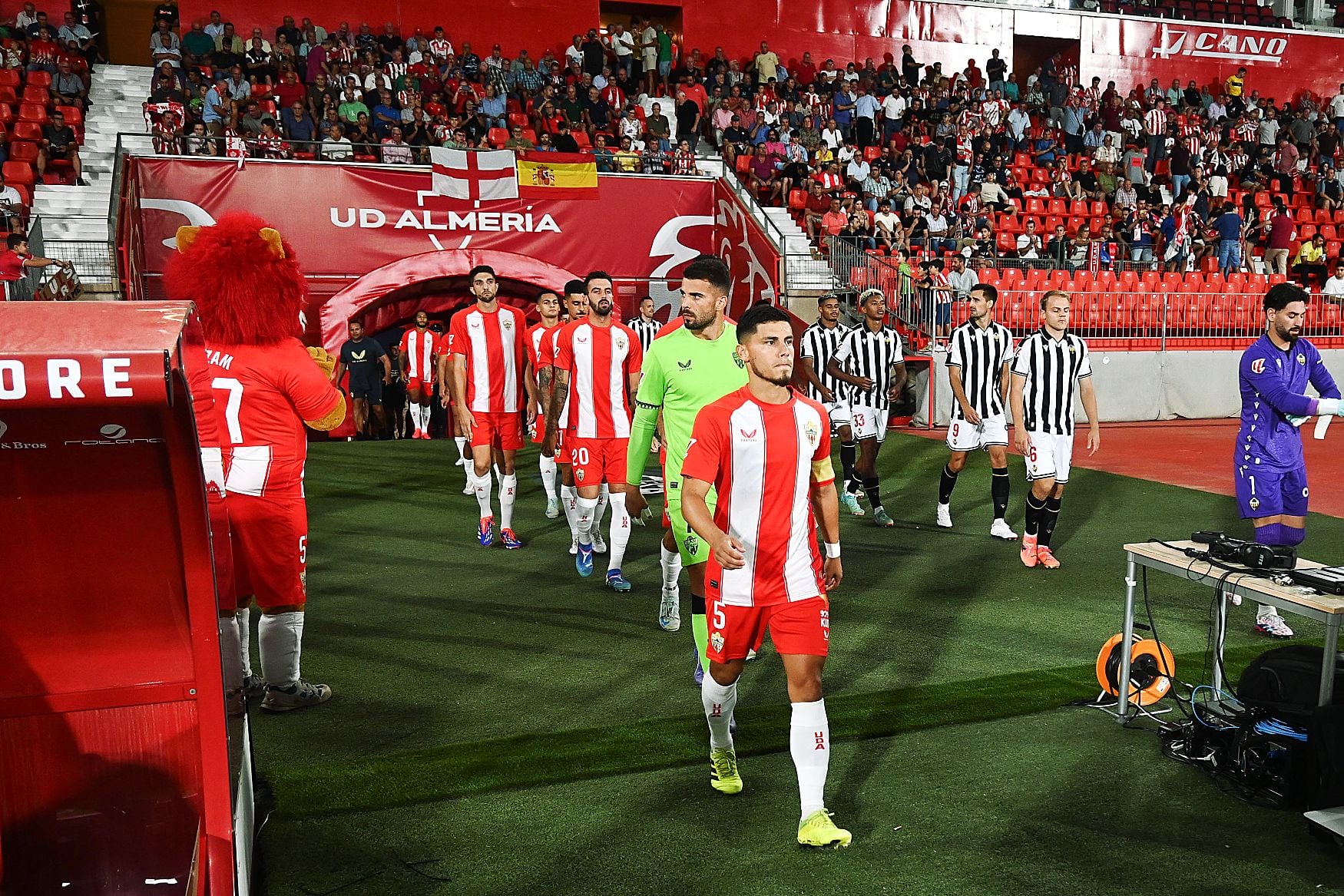 El equipo tiene que salir con la cabeza limpia a competir con el Burgos.