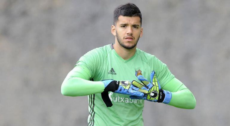 Gero Rulli, en un entrenamiento con la Real