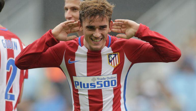 Antoine Griezmann celebra uno de los goles