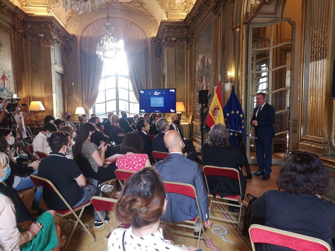 Promoción turística de Sevilla en la embajada de España en París