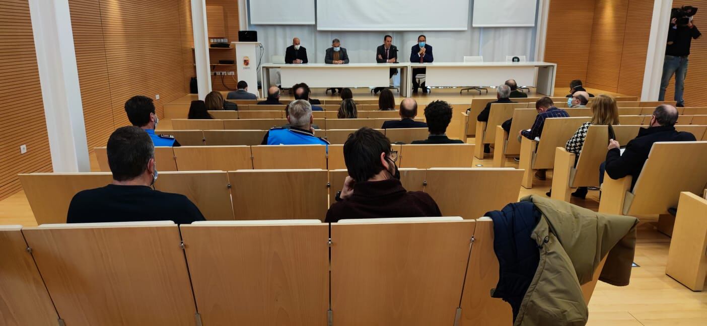 El Plan de Movilidad Urbana Sostenible de la capital contará con la participación de colectivos económicos y sociales