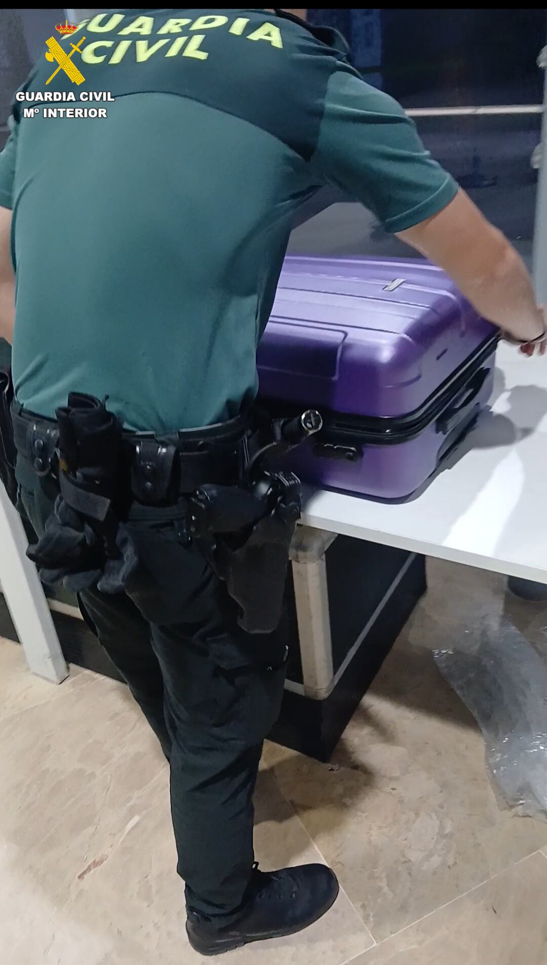 Dos detenidos por tratar de llevar 20 kilogramos de marihuana a Frankfurt