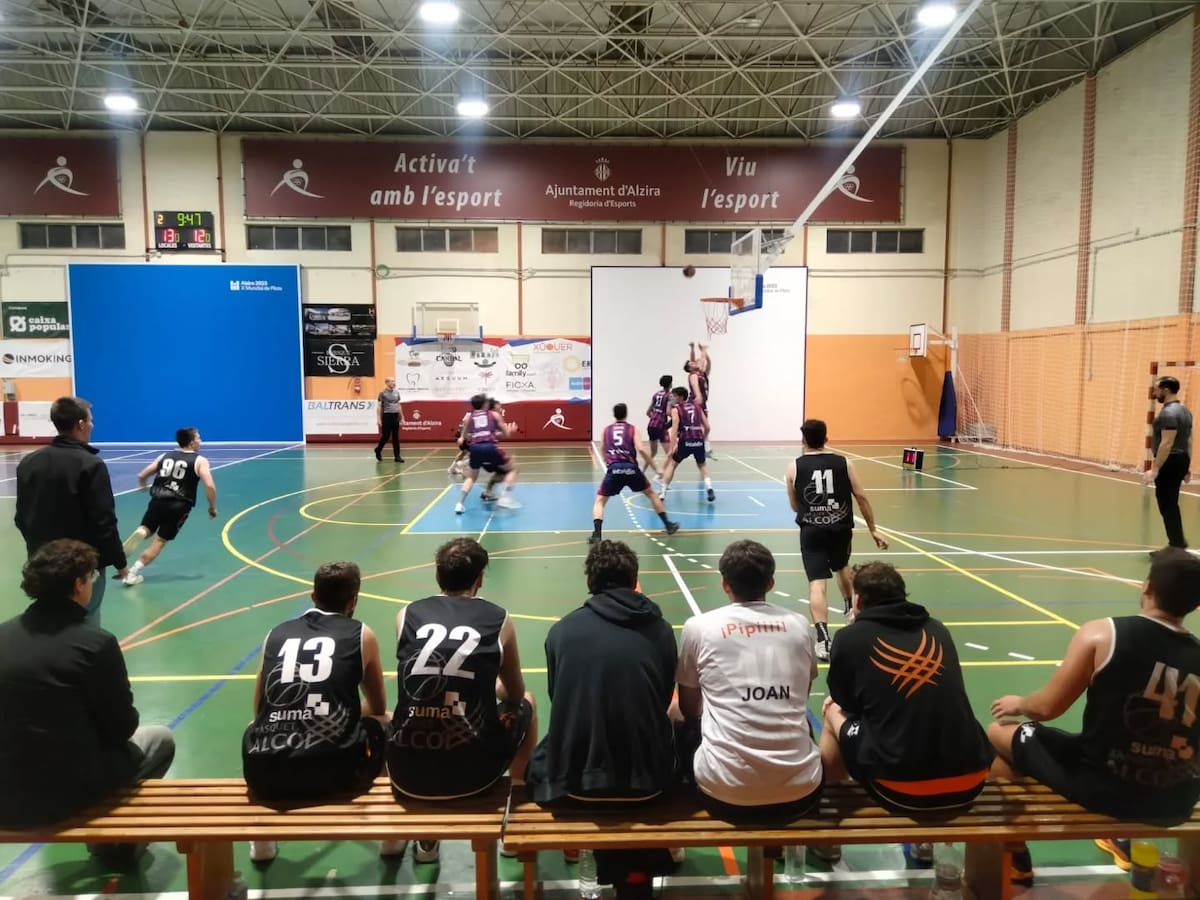 Esfuerzo sin premio para los equipos sénior nacionales del Nou Bàsquet Alcoi