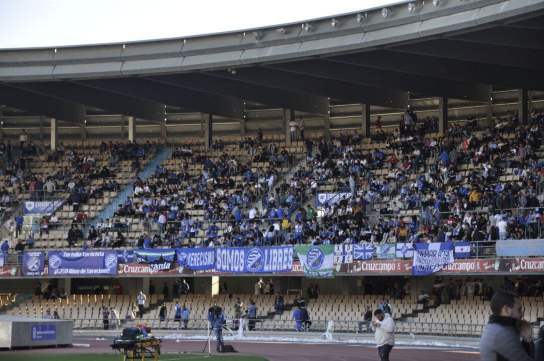 Aficionados del Xerez DFC durante un partido en Chapín