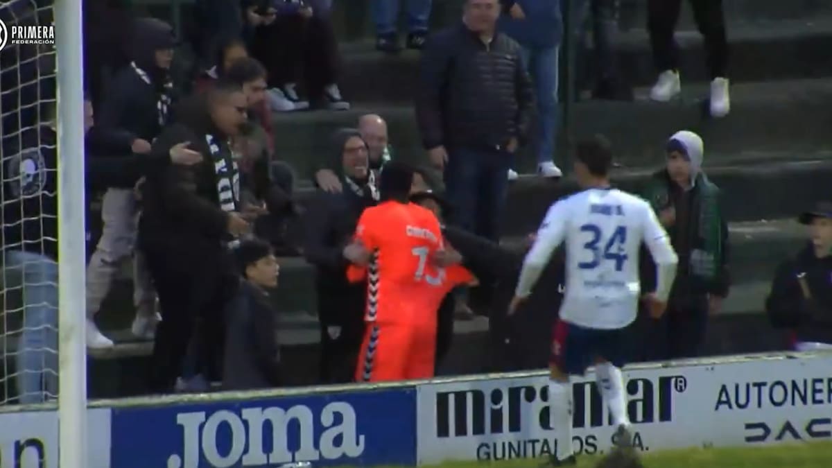 El presidente del Sestao River, sobre los presuntos insultos racistas a Sarr:"No ha habido ningún cántico a coro de la afición del Sestao River. Ellos juran que de ahí no ha salido nunca un grito racista"