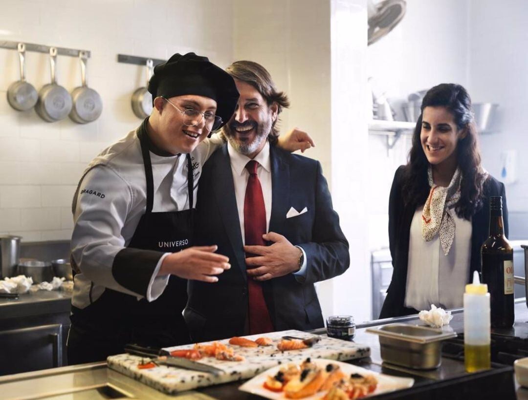 Universo Santi de Jerez es reconocido en el mismo mes por la revista gastronómica 'La Liste' y por Ship2B