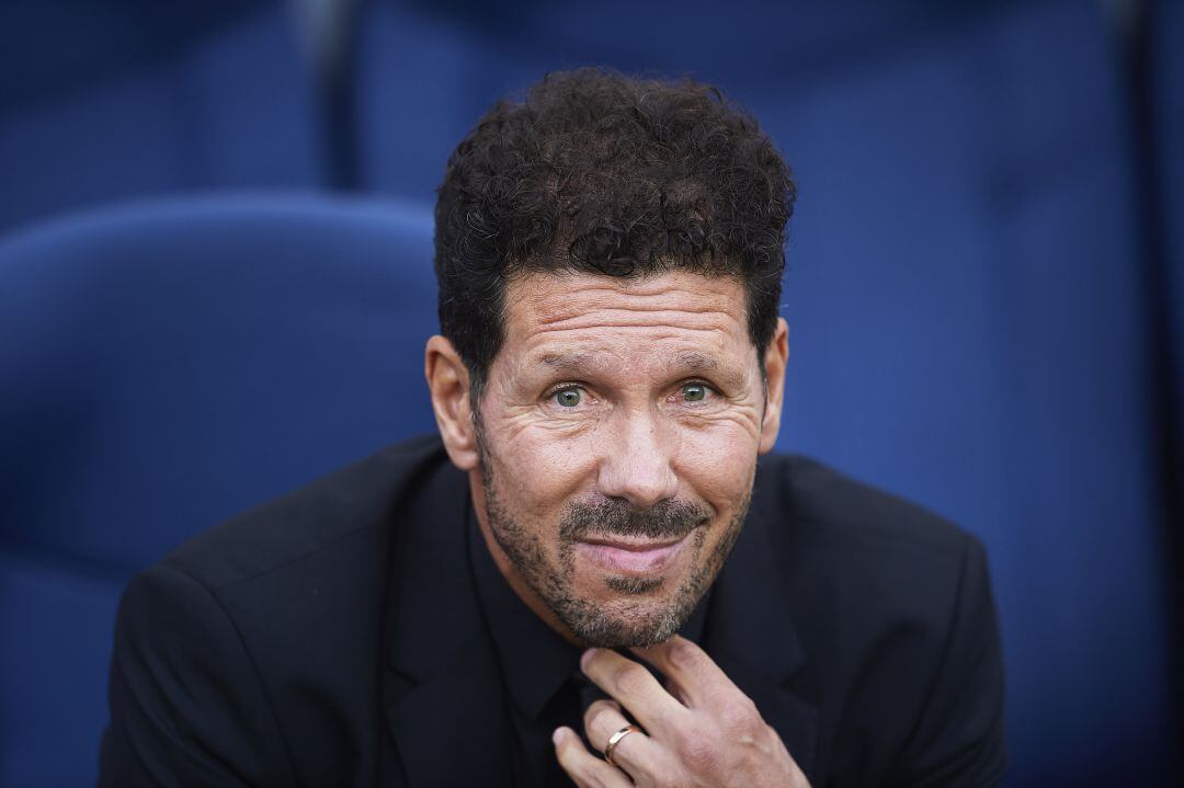 Diego Pablo Simeone durante el partido ante la Real Sociedad.