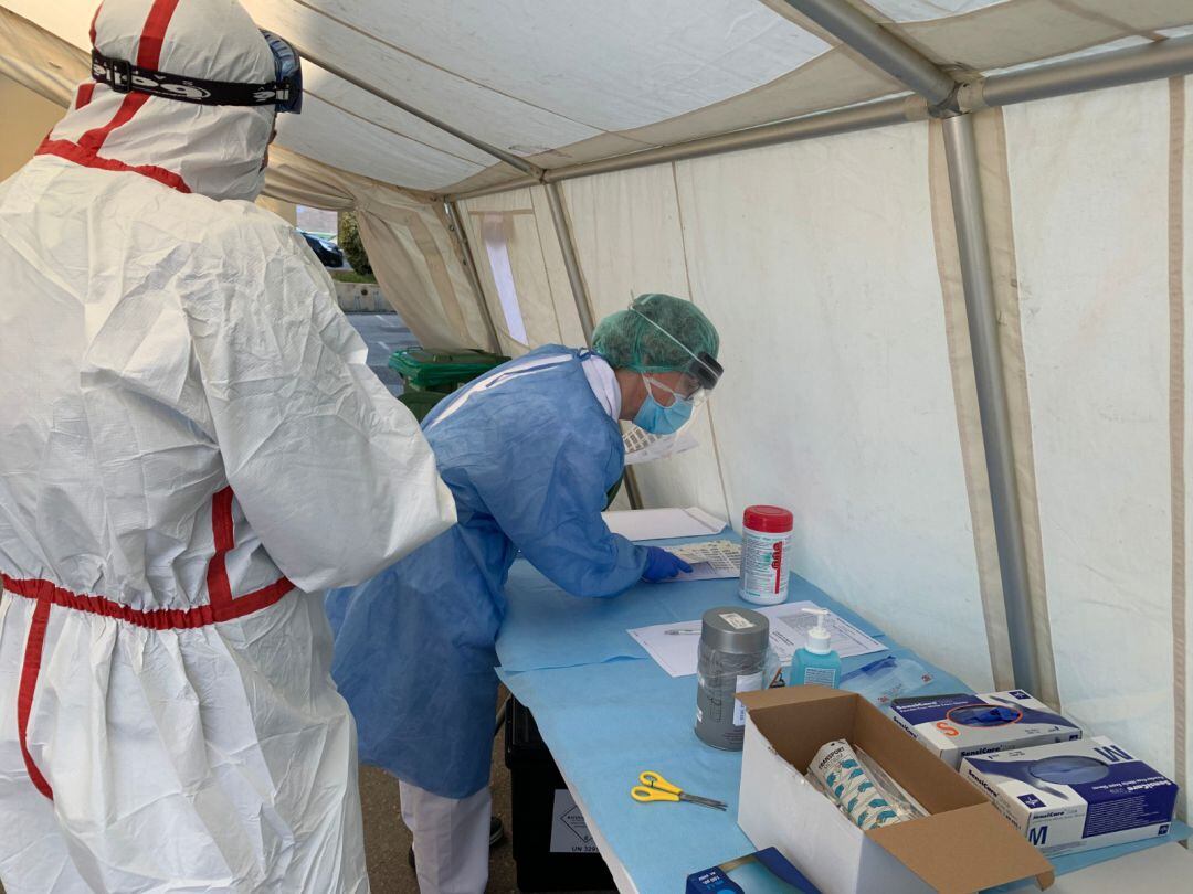 Les proves del cribatge massiu es faran a la carpa de Covid-exprés devora del centre de salut de Canal Salat.