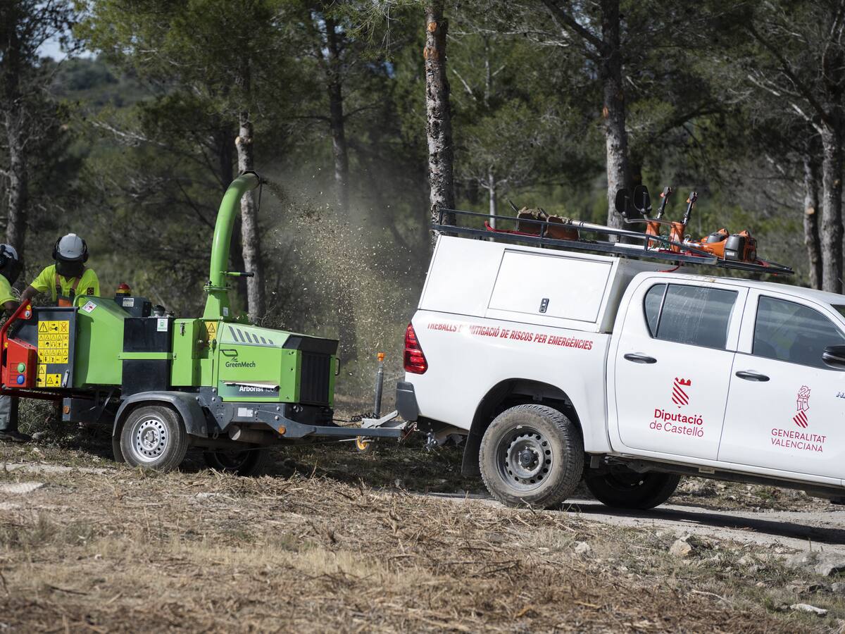 Nueve brigadas de seguridad contra incendios para las áreas habitadas del interior