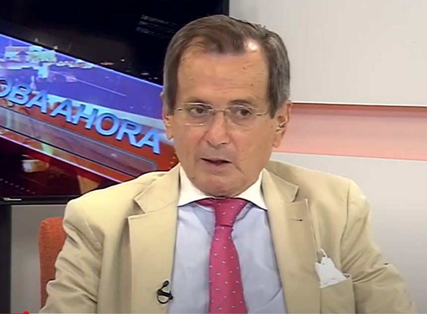 Diego Jordano Salinas durante una entrevista en Onda Mezquita