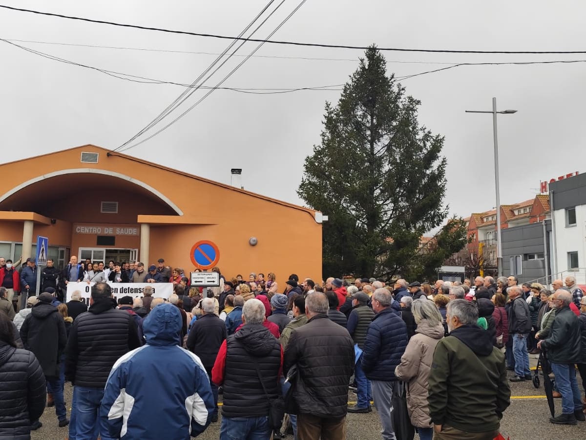 O Rosal vuelve a protestar por la falta de médicos