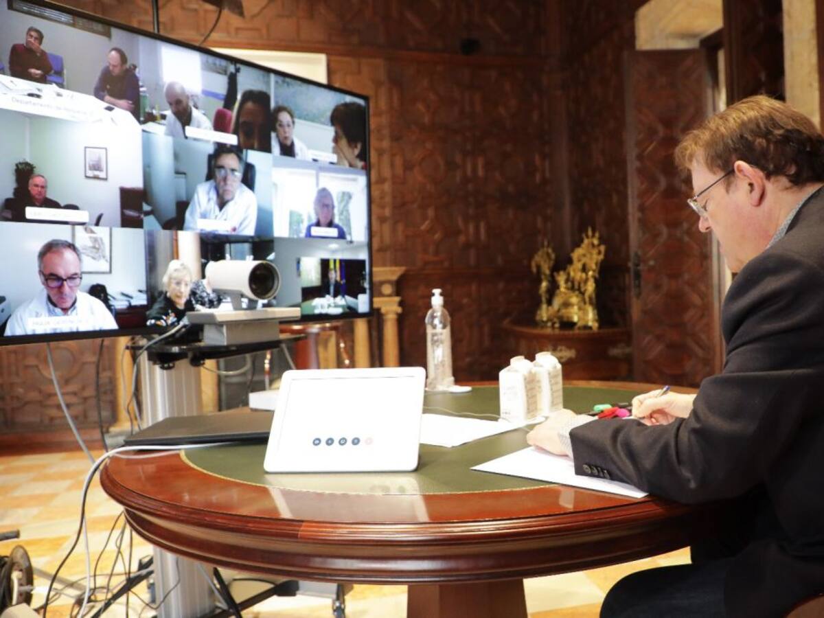 Los sanitarios dispondrán de taxis gratuitos para facilitar sus desplazamientos y atender visitas a domicilio