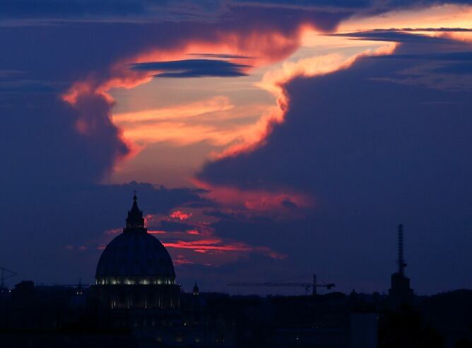 Anochecer en Roma, fotografía tomada el 25 de septiembre de 2014