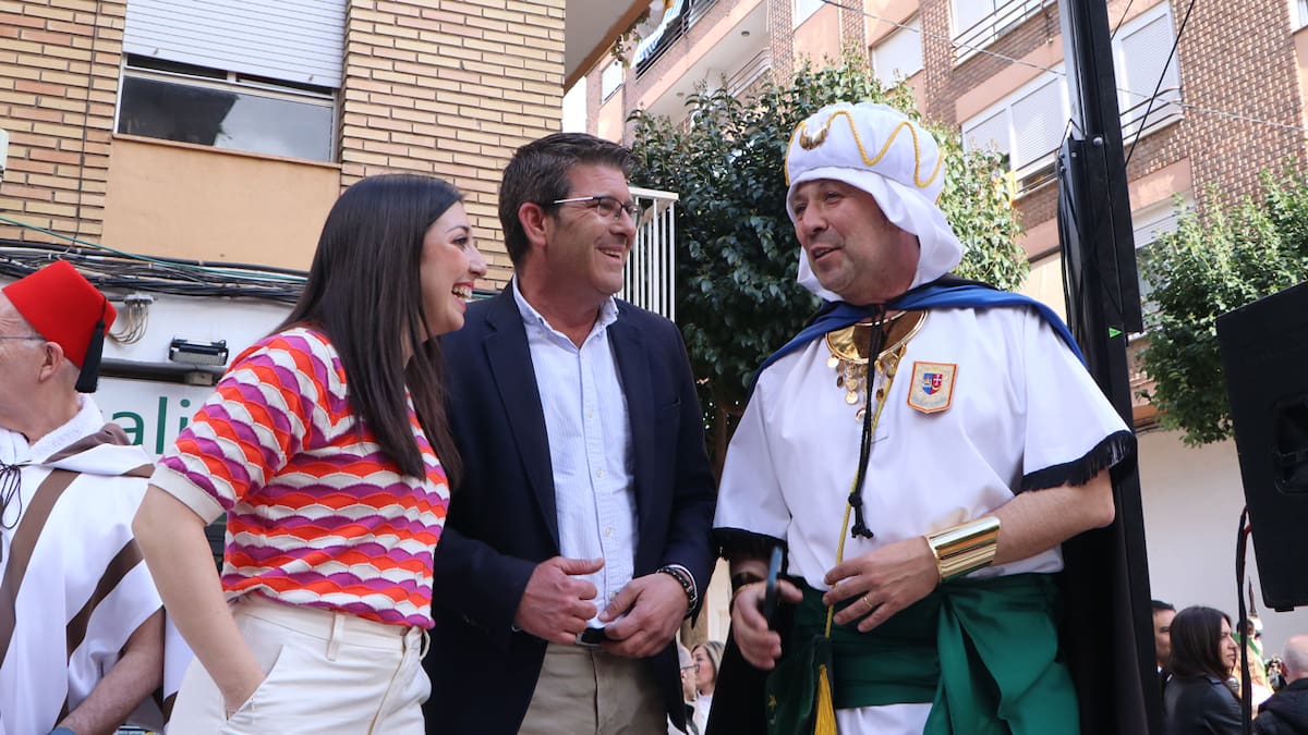 Entrevista a Àngels Muñoz y Ricardo Calabuig. Publicación Fiestas Moros y Cristianos 2025