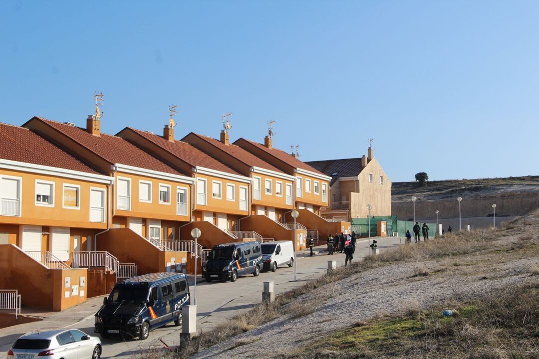 Viviendas de la urbanización Fuente La Bola donde se habría producido la okupación y que fueron desalojadas por la Policía Nacional en enero de 2018