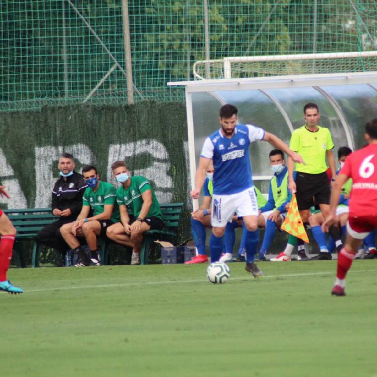 Recuperar jugadores lesionados, objetivo de los dos Xerez para el derbi en una semana sin competición