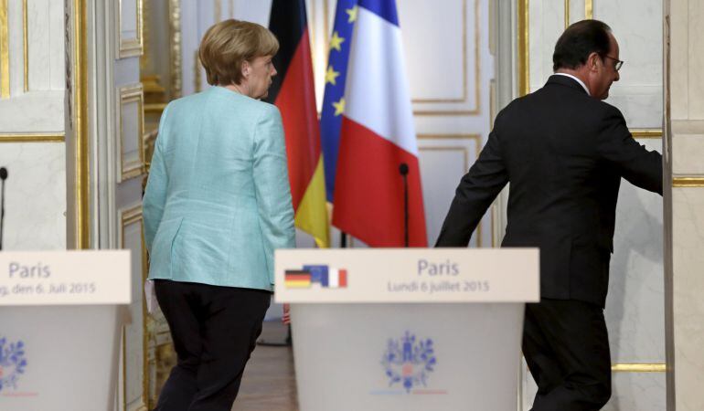 Angela Merkel y François Hollande, tras la rueda de prensa.