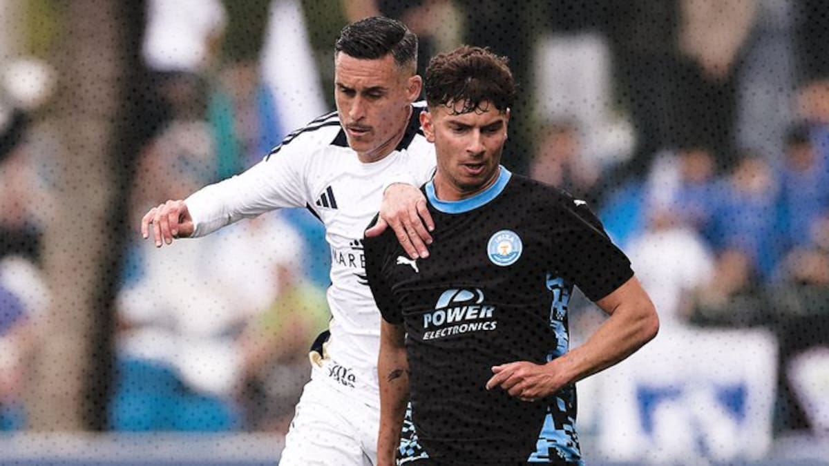 2-1 Un Ibiza penoso en su juego tira la toalla en Marbella