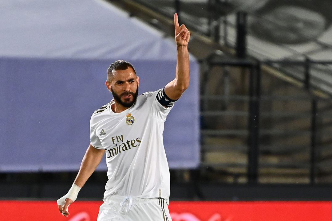 Karim Benzema celebra el primer gol del Real Madrid