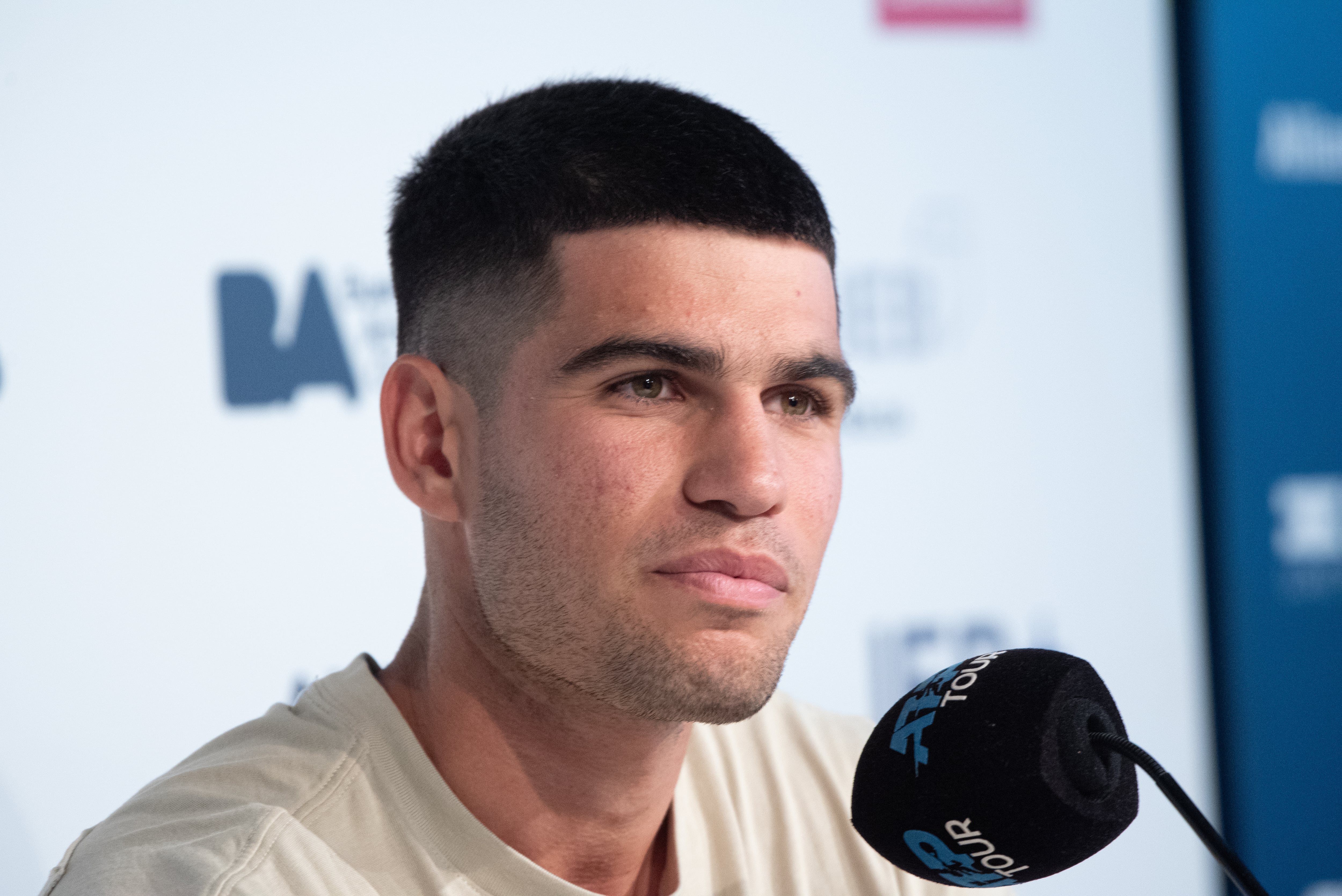 Carlos Alcaraz, durante una rueda de prensa en Buenos Aires