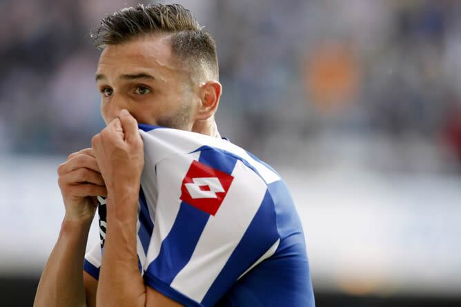 Lucas Pérez celebra el gol del Deportivo