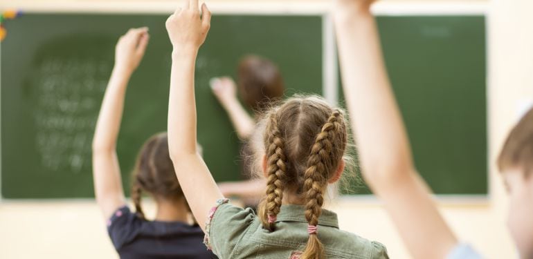 STE-CLM recurre las ratios por clase del próximo curso